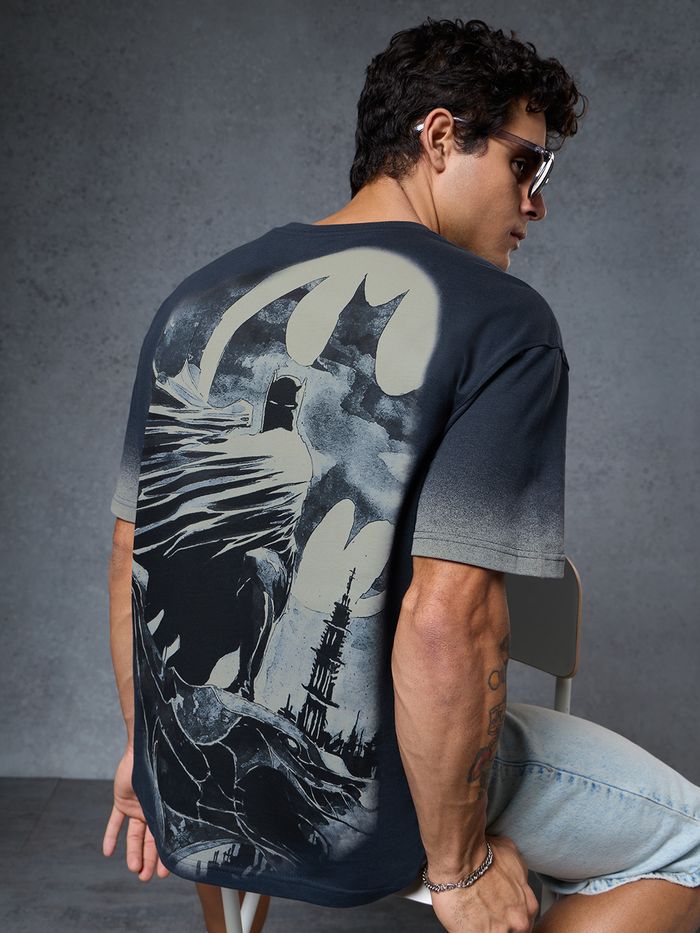 Batman Caped Crusader Premium Tshirt
